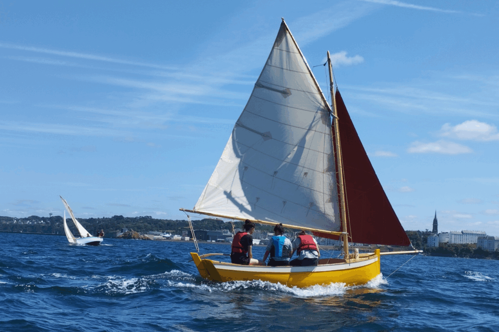 11 - Voilerie en alternance - Quimper Brest