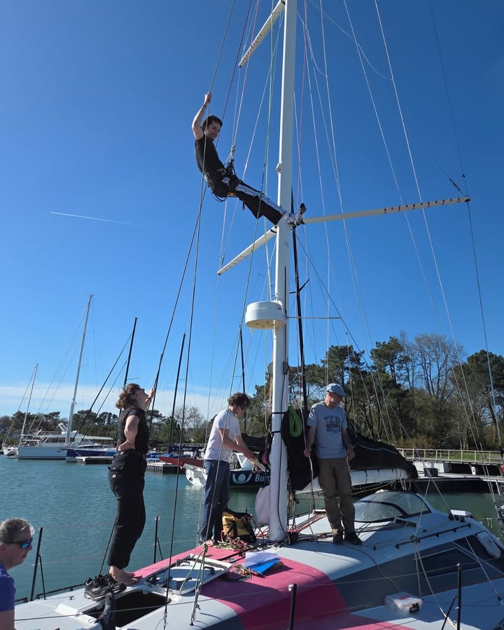 Greement et matelotage sur un Class40 pour nos Techniciens voiliers 1 1384396727049027 - Accueil - Quimper Brest Greement et matelotage sur un Class40 pour nos Techniciens voiliers 1 1384396727049027 - Accueil - Quimper Brest